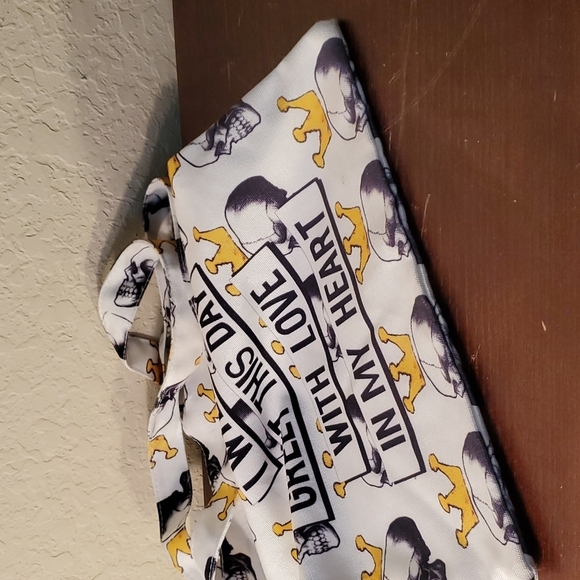 Shoulder Canvas Tote Bag w/ Skull and Crown graphics - Picture 4 of 7